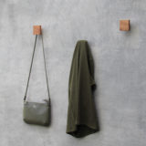 TRIO CABIDEIRO SQUARE PLUG DESIGN