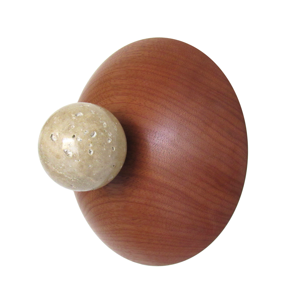 cabideiro orbe plug design travertino e madeira maciça para pendurar casacos, bolsas em projetos contemporâneos de alto padrão